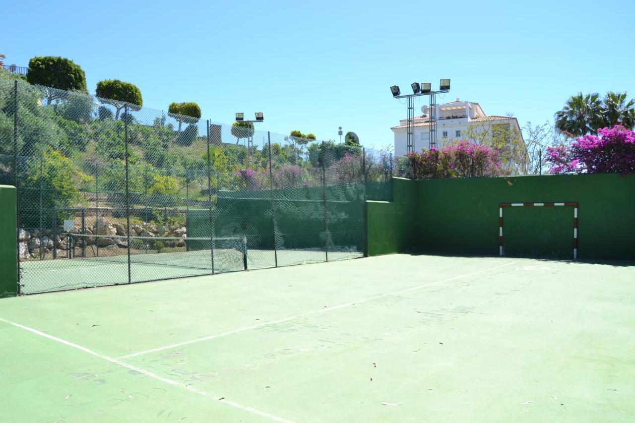 Luxury Garden Apartment - Walking Distance To The Sea Sitio de Calahonda Extérieur photo