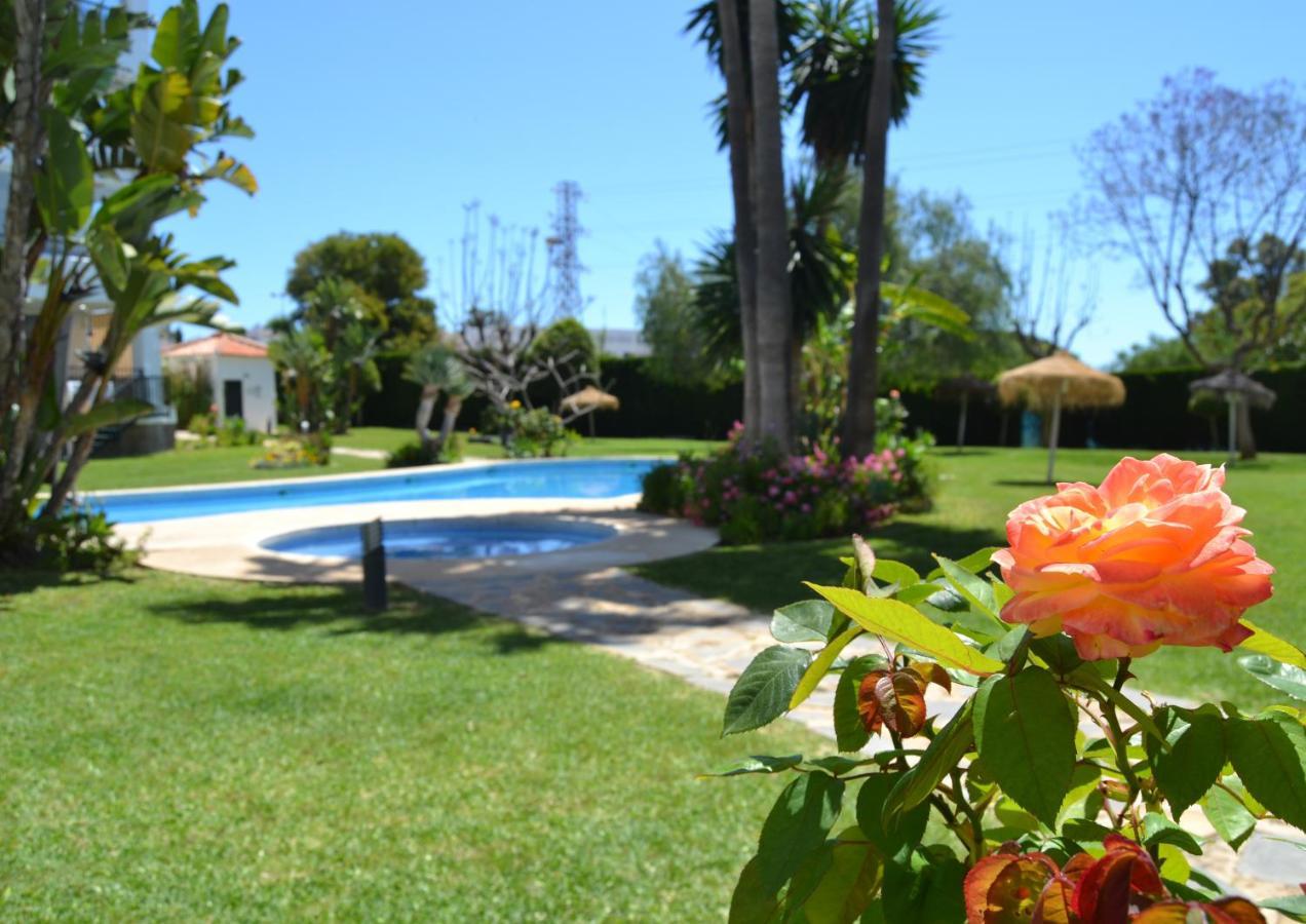 Luxury Garden Apartment - Walking Distance To The Sea Sitio de Calahonda Extérieur photo