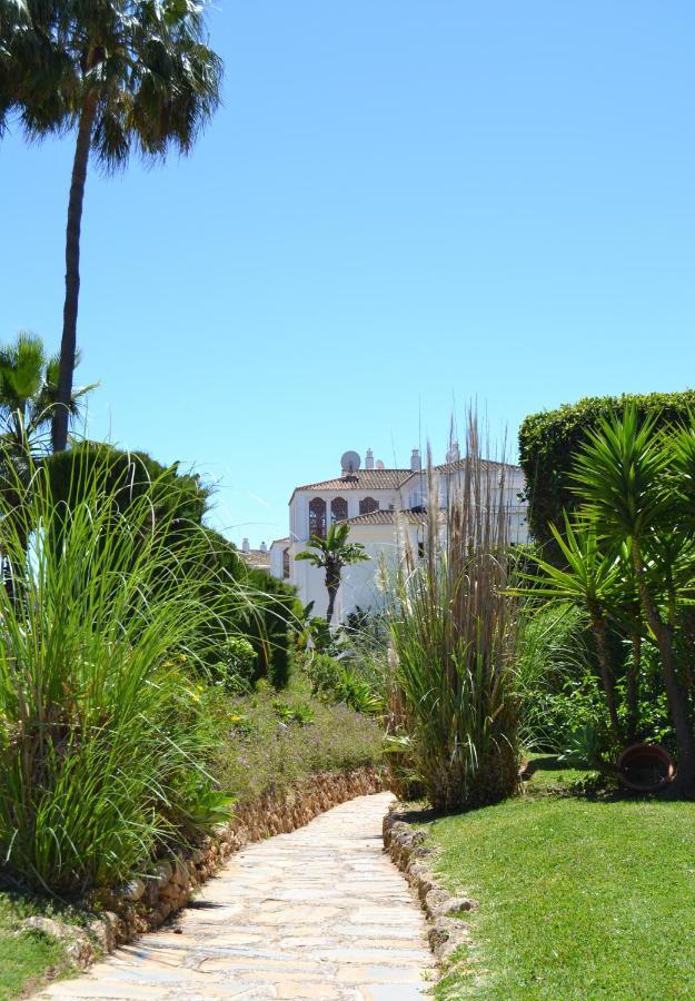 Luxury Garden Apartment - Walking Distance To The Sea Sitio de Calahonda Extérieur photo