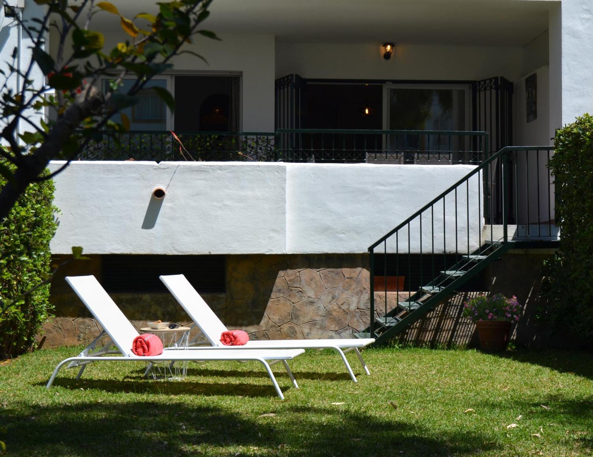 Luxury Garden Apartment - Walking Distance To The Sea Sitio de Calahonda Extérieur photo